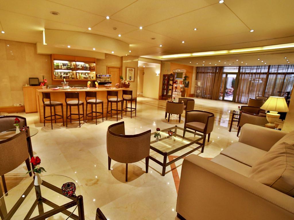 Lancaster Tamar Hotel- Hadath Beirute Exterior foto